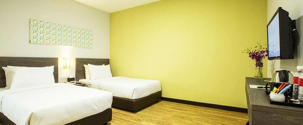 Humaira Hotel Tanah Merah  Zewnętrze zdjęcie